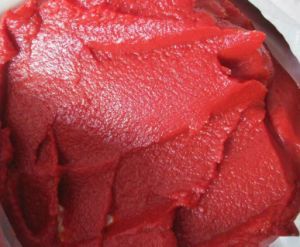 Bulk Wholesale Price Tomato Paste Brix 36-38% Cold Break Tomato in 220L Drum