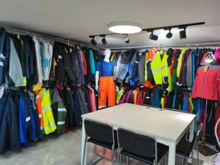 Fuzhou Gerxing Garments Co., Ltd. Rainwear
