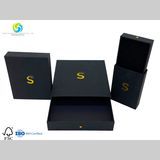 Customized Jewelry Box for Packaging Jewelry with Black Paperboard