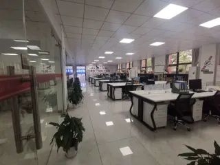 ct9f8l8p7jrc73e1hf50.webp