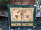 Chinese Antique Wooden Furniture Home Furniture Vintage Hand-Painted Cabinet