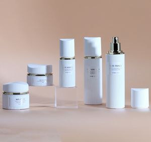 Luxury Skincare Packaging 30g 50g 30ml 100ml 120ml Empty Glass Cosmetic Bottle and Jar for Sets