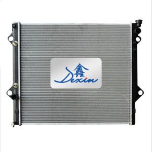 Auto Radiator for Toyota Landcruiser/Prado 4.0 V6/Hilux 4 Runner′2000-2002 at