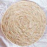 Braided Natural Straw Round Corn Husk Placemat for Kitchen