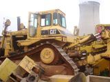 Bulldozer (CAT D9N) - 1
