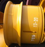 20 Inch Wheel Rim for Heavy Equipment (13-20)