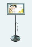 Foshan Xiangjia Advertising Display Co., Ltd. Display Stand with LED (XJ-A03)