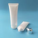Guangzhou Ouxinmay Packaging Co., Ltd 80ml Original Whitening Bb Cream Perfect Cover Clear Cosmetic Tube Packaging for Beauty Packaging