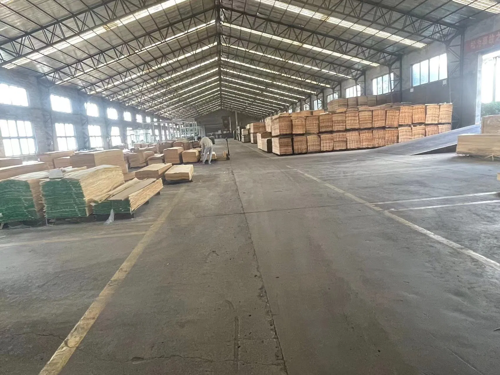 Linyi Polaris Wood Industry Co., Ltd. Natural Wood Veneer