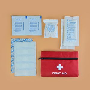 Cheap Price Emergency Mini First Aid First Aid Kit for Family Use