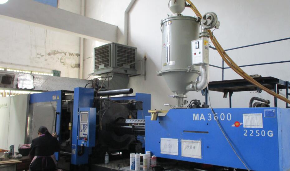 Cixi Ruifeng Commodity Co Ltd folding tables