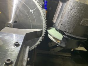 CNC Circular Saw Blade Grinding Machine for Sharpening Cermet Tips Saw Blade in One Set-up