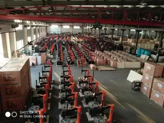 Qingdao Syrison Industrial Equipment Co., Ltd. Four Post Car Parking Lift