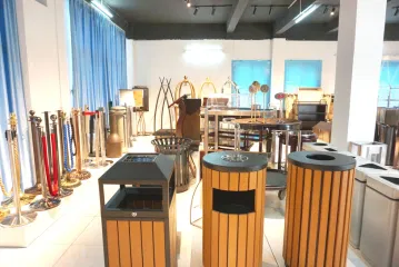 Ningbo Brite Import and Export Co., Ltd. Housekeeping carts