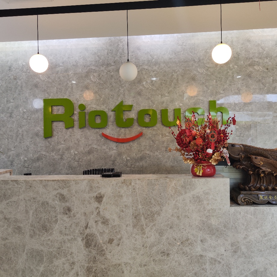 Dongguan Riotouch Technology Co., Ltd. Interactive Flat Panel