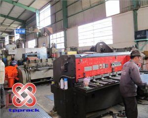 Metal Sheet Shearing Machine