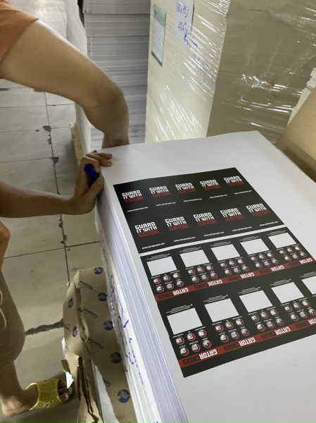 Design and print paper packaging