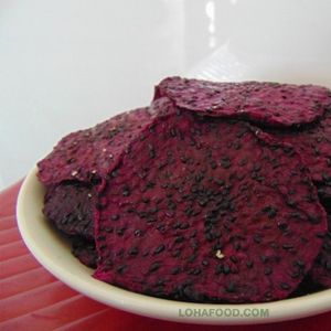 Soft dried dragon fruit