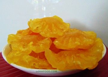Soft dried pineapple