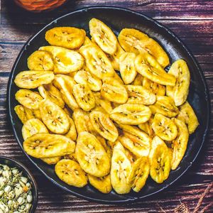 Crispy dried banana