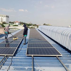 Solar Power Systems Maintenance