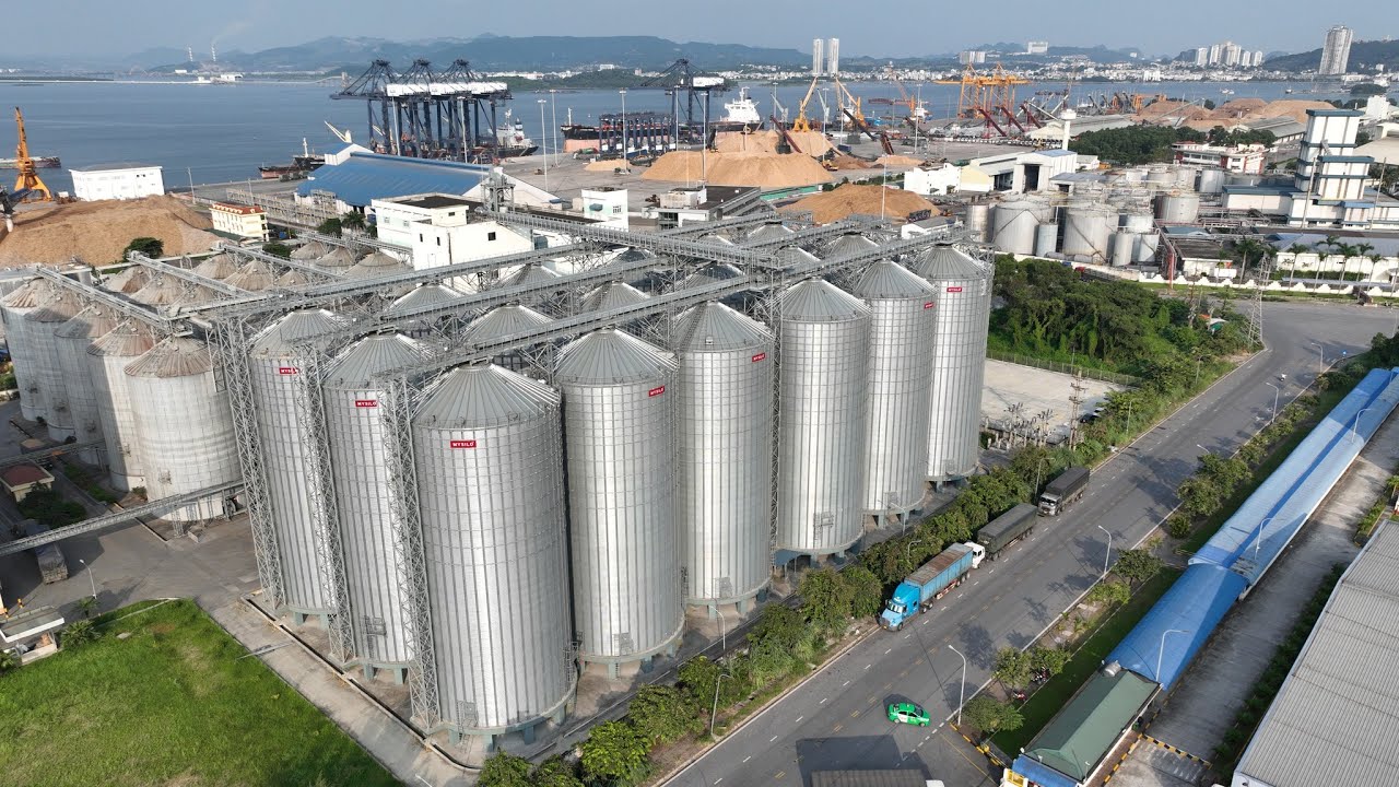 grain storage silos