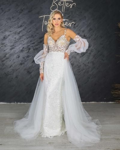 Mila - Column wedding dress with detachable skirt and balloon sleeves