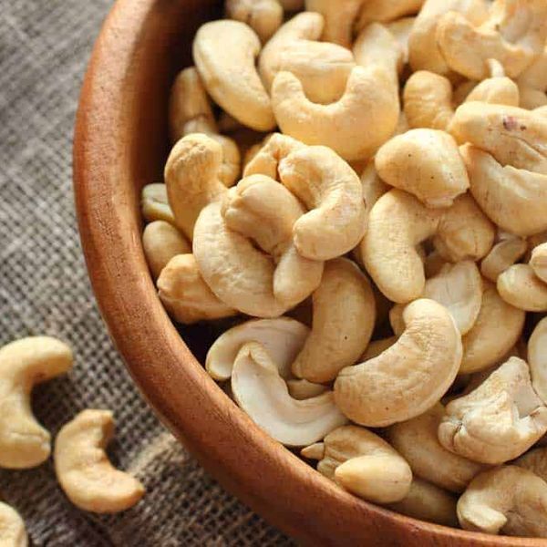 CASHEW NUTS