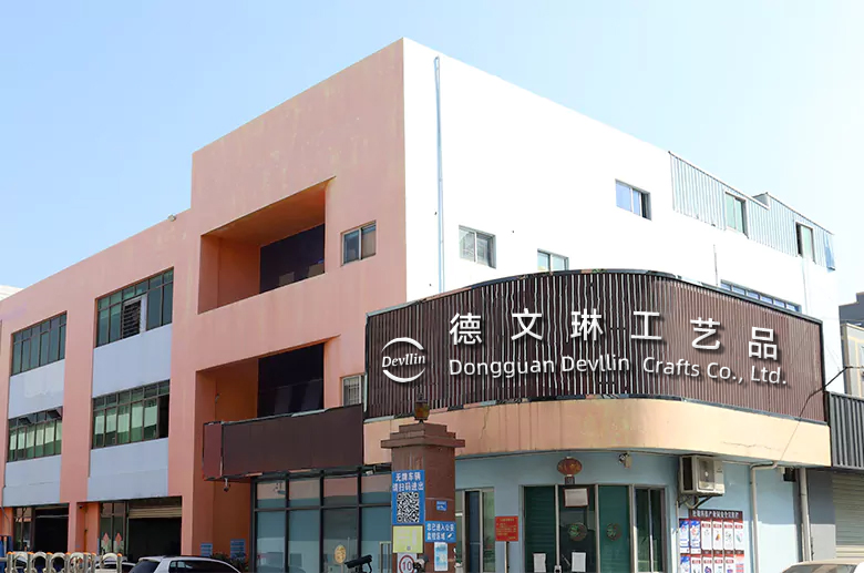 Dongguan Devllin Crafts Co., Ltd . Keychains