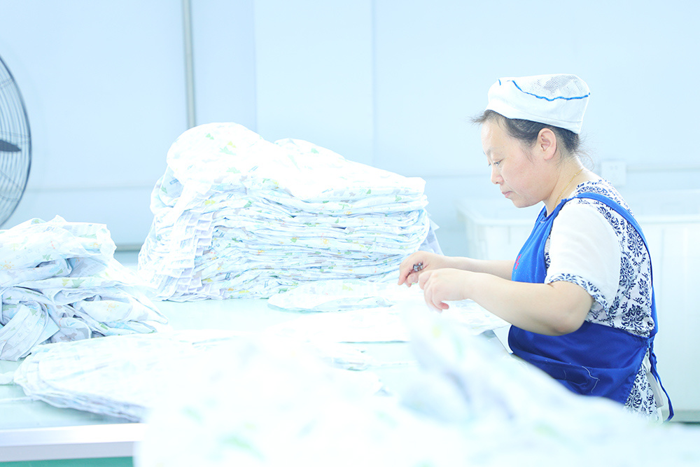 Zibo Hengrui Hometex Co., Ltd. hooded towels