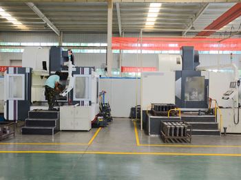 Shandong Zhongrui Construction Machinery Co., Ltd. factory image 4
