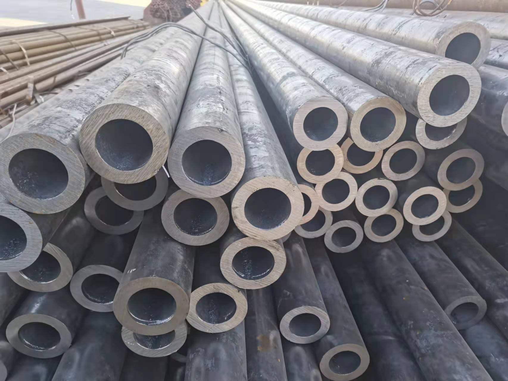 Qingdao Zhongyi Steel Co., Ltd. Small Diameter Thick Wall Seamless Steel Pipe