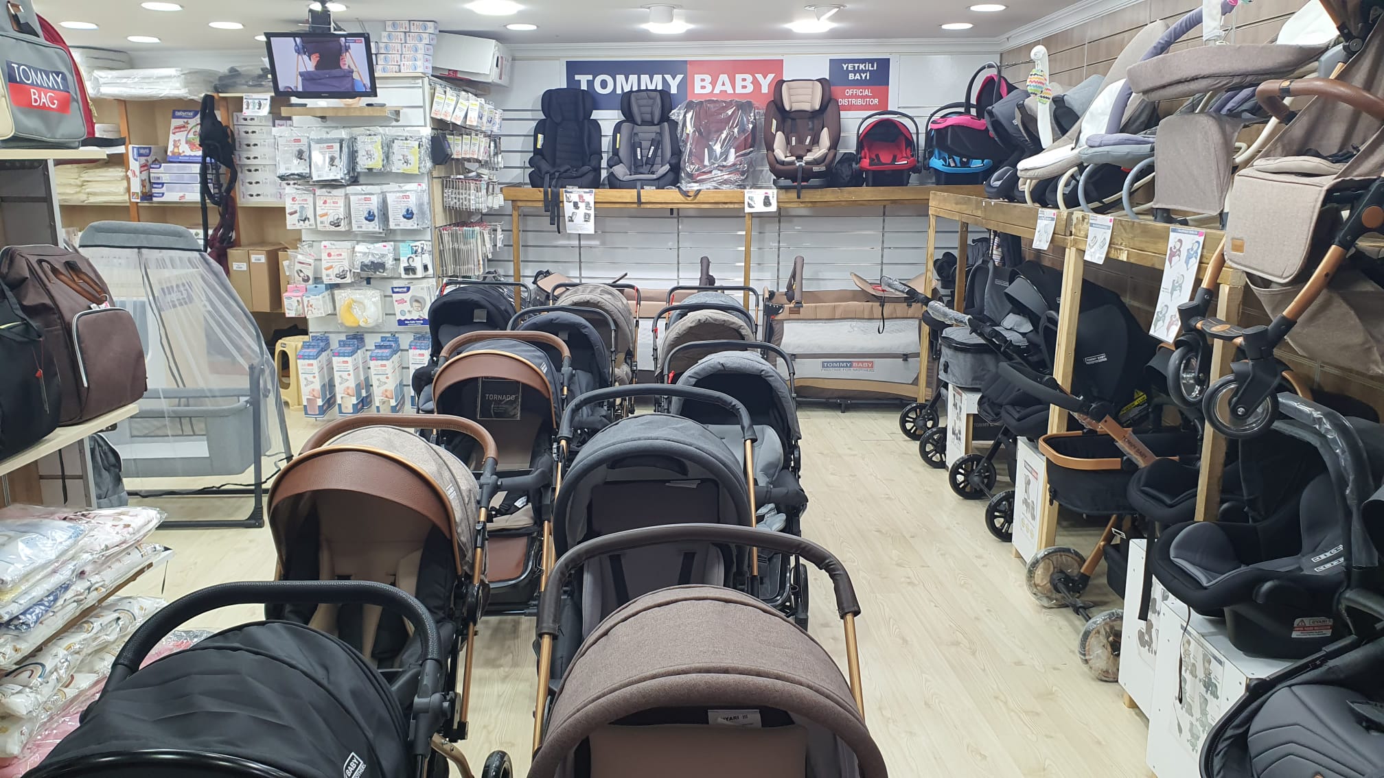 Binnur Ileri Bebe Mekan Baby Strollers