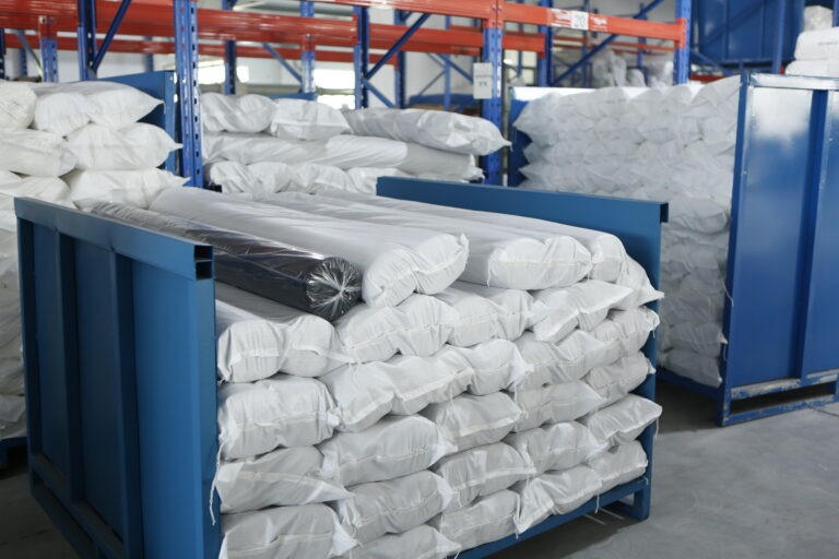 Changzhou Jintan Xinhui Clothing Interlining Co., Ltd. Nonwoven interlining