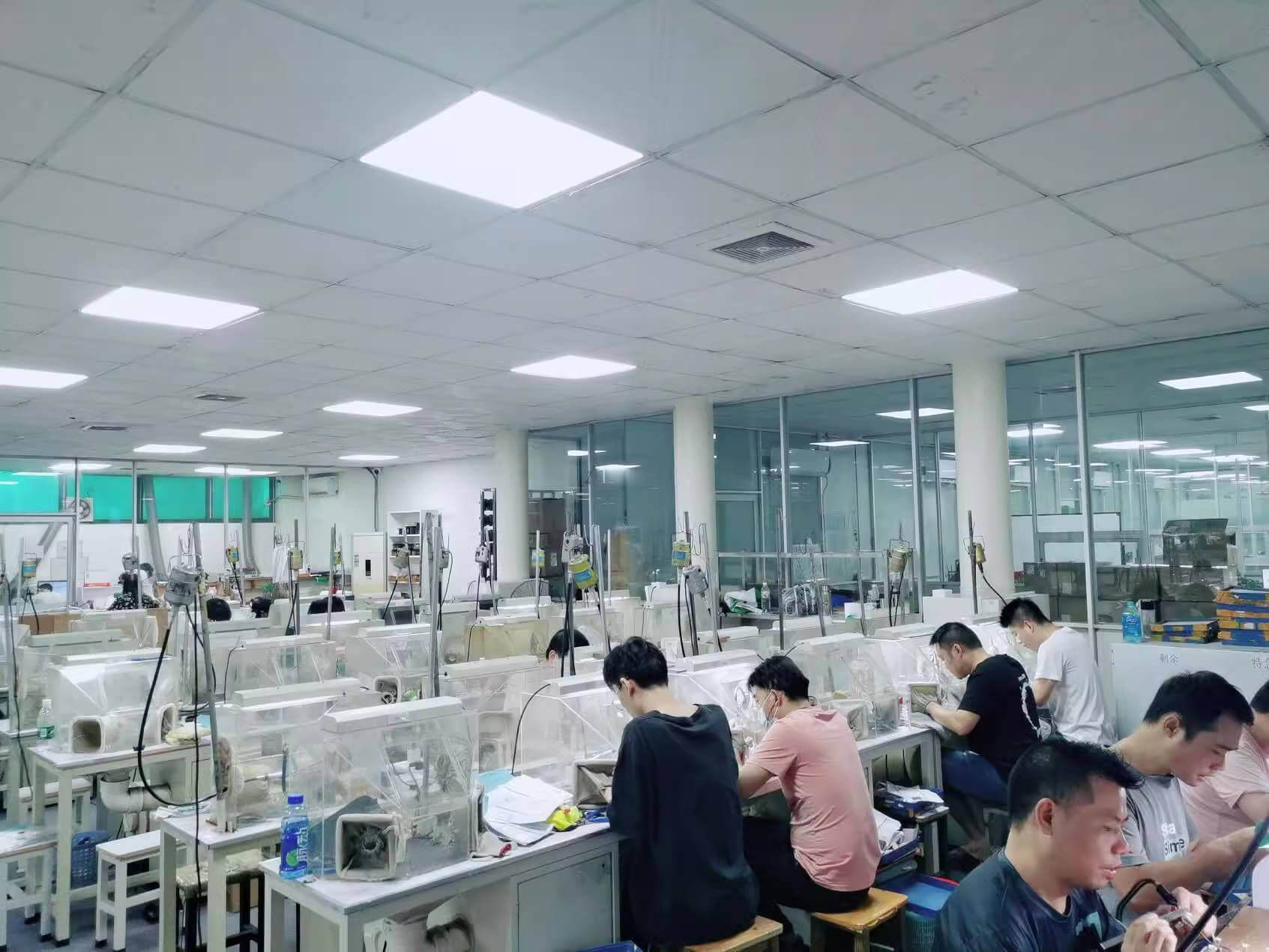 Danyang Donghe Metal Products Co., Ltd. Medical Crutches