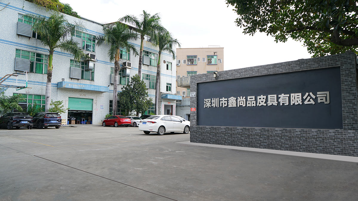 Shenzhen Xinshangpin Leather Goods Co., Ltd. factory image 3