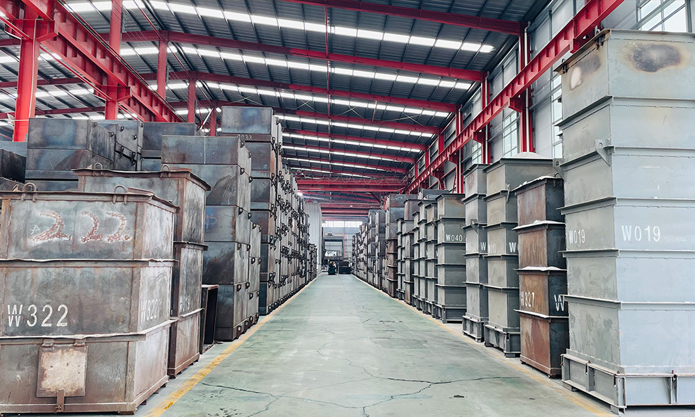Henan Yuhua Fused Cast Refractory Co., Ltd. factory image 2