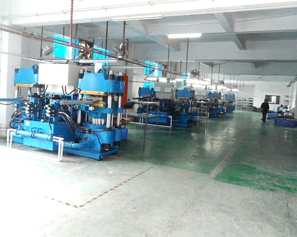 cvcq38dbq10c738704sg.jpg
