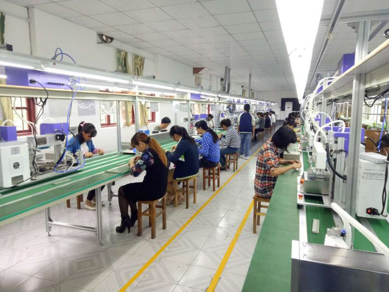 Dongguan Geku Acoustics Co., Ltd. TWS Headsets