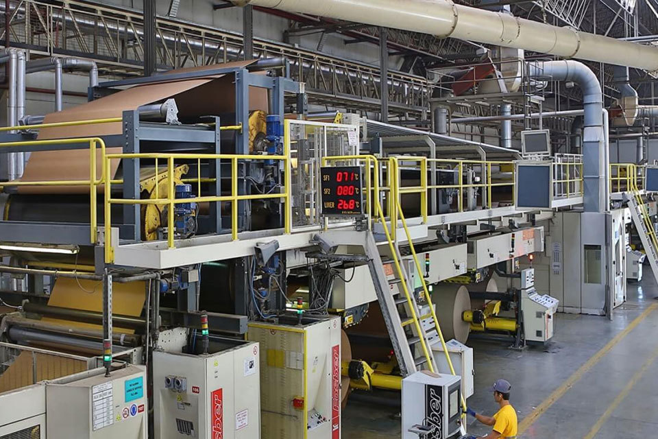 Dongguang Baiying Carton Machinery Co., Ltd. Flute Laminating Machine