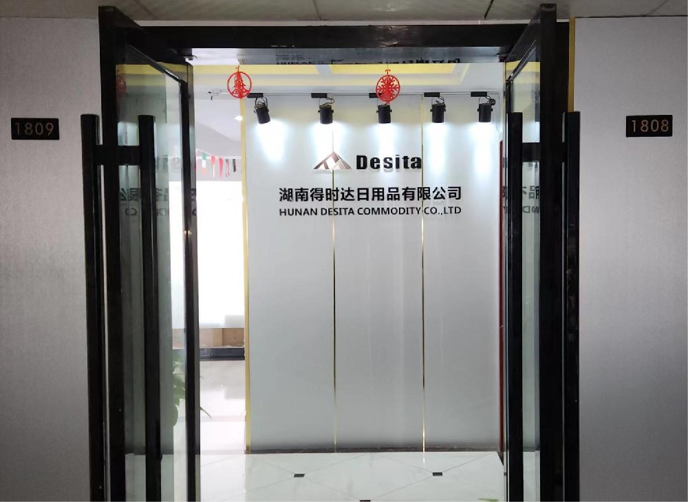 Ningbo Desita Commodity Co., Ltd. ceramic flower pots