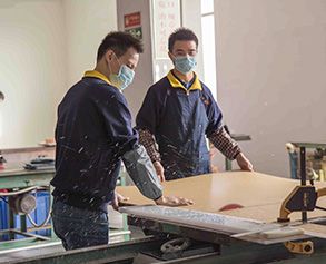 Guangzhou Shinetech Display Product Co., Ltd. Bottle Presenter