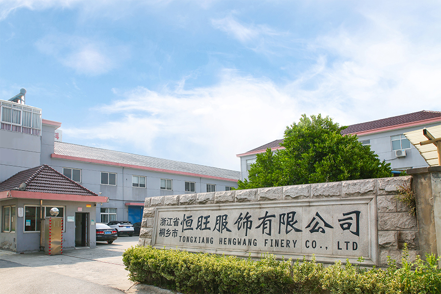 Tongxiang Xingchen Garment Co., Ltd. Scarf