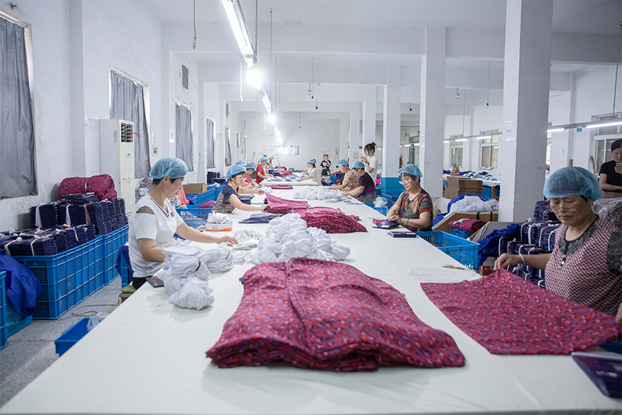 Tongxiang Xingchen Garment Co., Ltd. Shawl