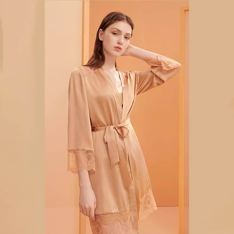 Women 19 Momme Mulberry Silk Robe Set