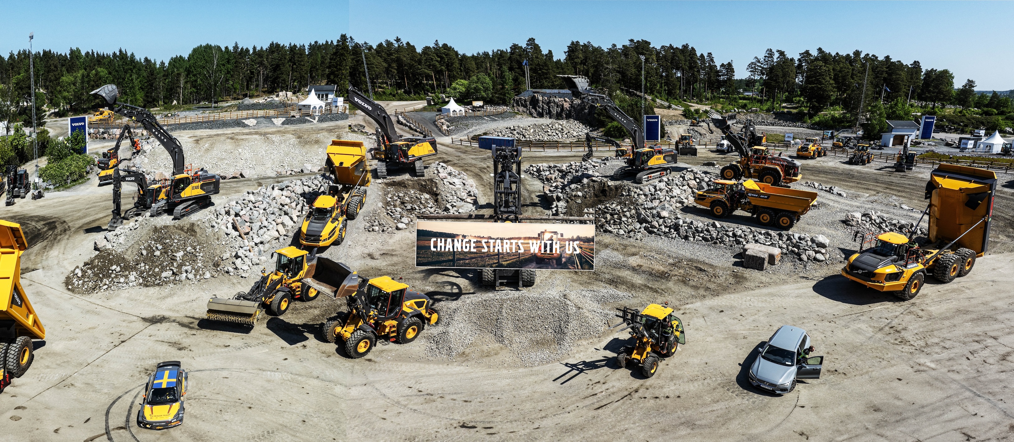 wheel loaders, excavators, dumpers, compact wheel loaders, compact excavators, and heavy machinery
