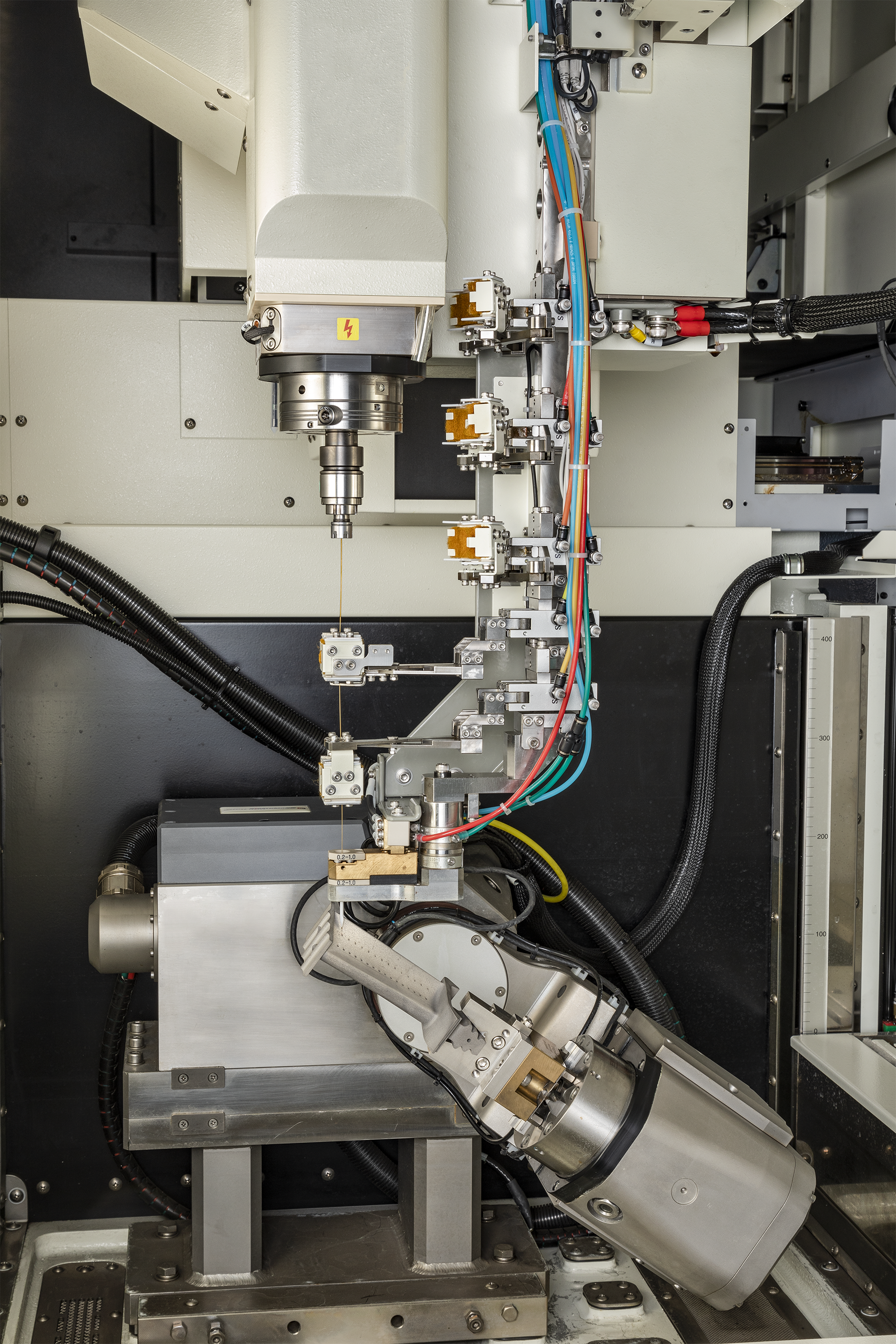 CNC machine tools and machining centers
