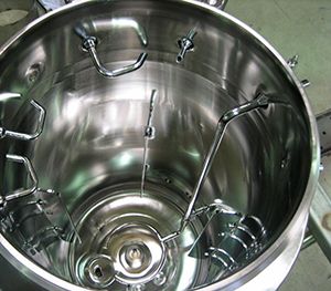 Pharmaceutical Containers & Pharmaceutical Tanks made of Stainless Steel – Perfect Solutions for the Pharmaceutical Industry