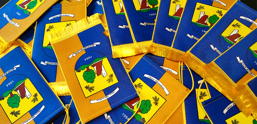 KÓSZÓ ZÁSZLÓKÉSZÍTÉS flags