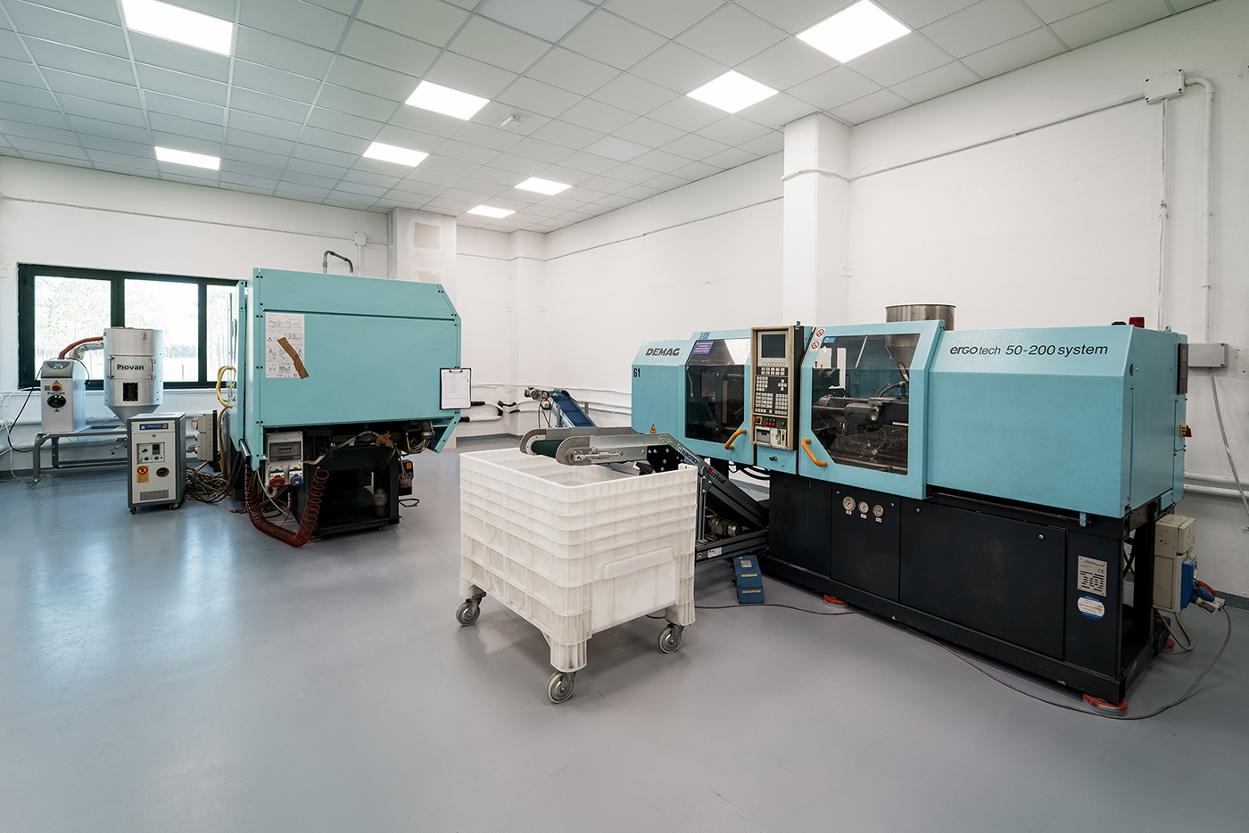 D.M. STAMPI S.R.L. plastic injection molds